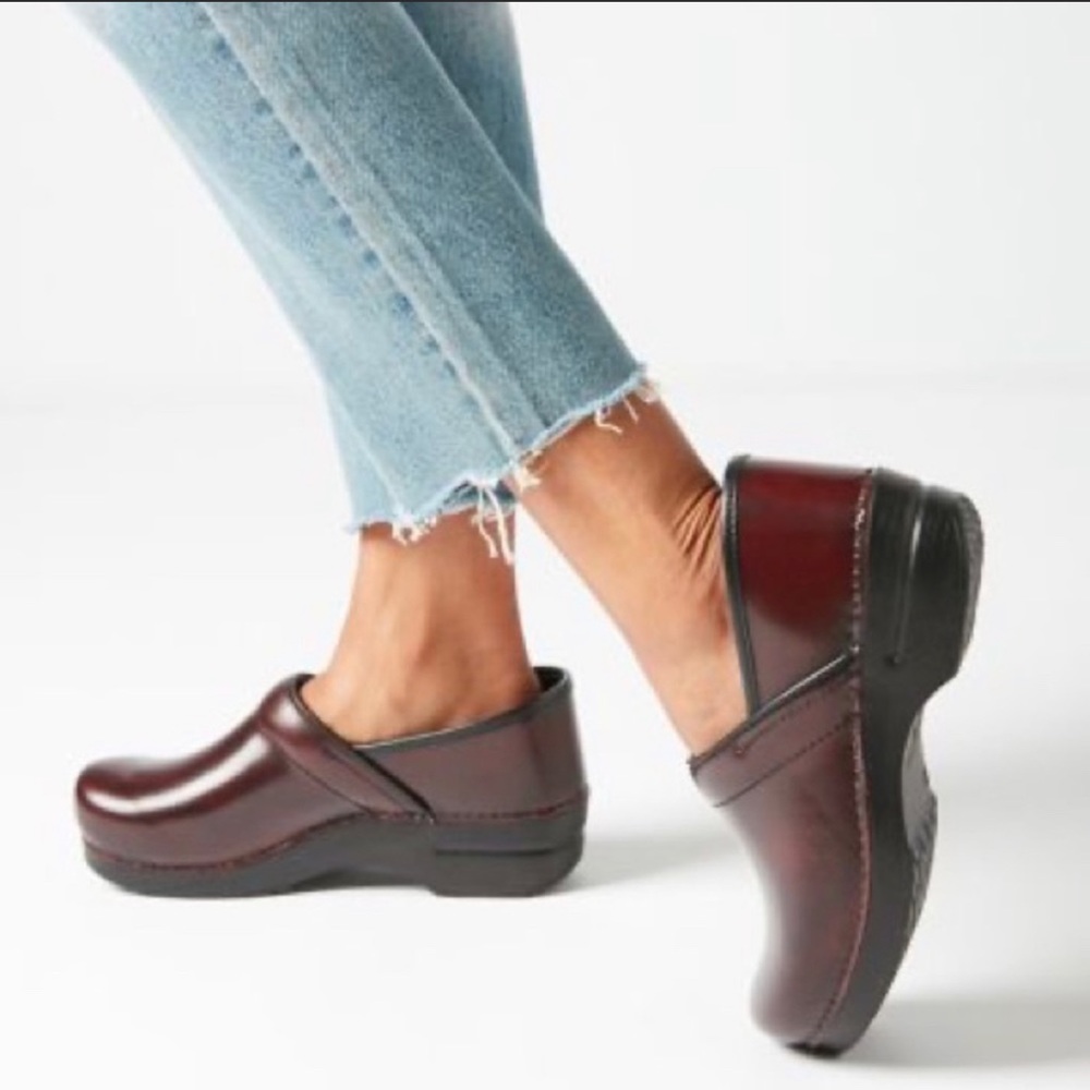 DANSKO Cordovan Cabrio Professional Clog Size: 43